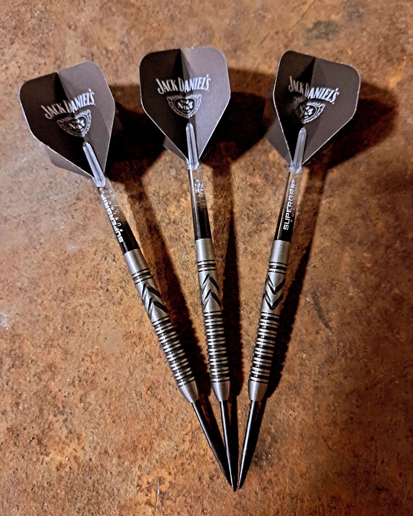 🎯NieuweDartpijlen🎯RedDragon🎯GerwynPrice🎯

dartshopper 
#gerwynpriceiceman180 
#gerwynprice 
#reddragondarts 
#dartsplayer 
#dartsofinstagram 
#dartsfamily 
#darts🎯 
#dartsbelgium 
#reddragon 
#jackdanielswhiskey 
#jackdaniels 
#iceman